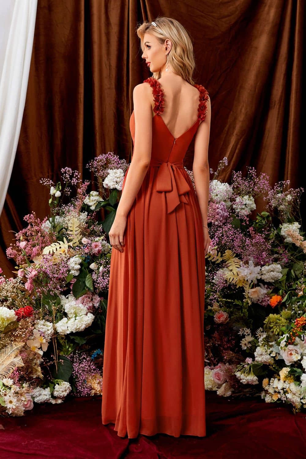 Robe Dos Nu avec Noeud