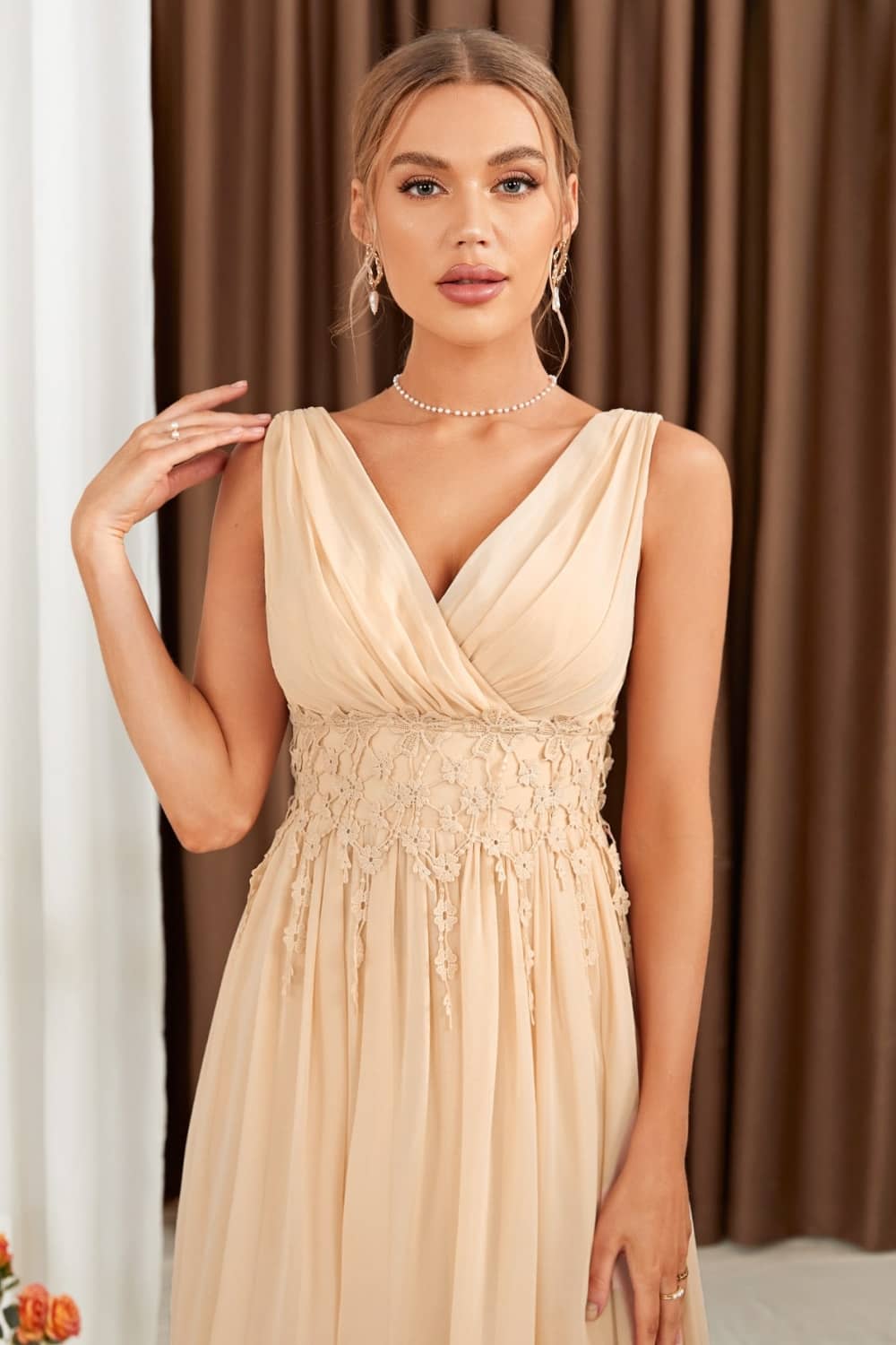 Robe À Lacets  Dans Le Dos
